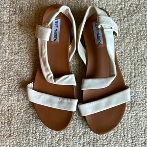 Steve Madden Sandals | White strap | Sz. 7.5